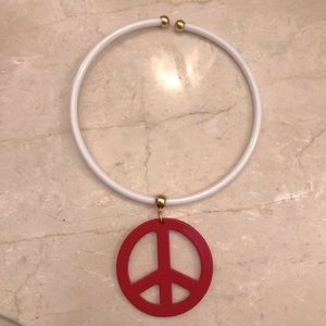 VINTAGE 1960’s MOD PEACE SIGN PLASTIC CHOKER NECKLACE